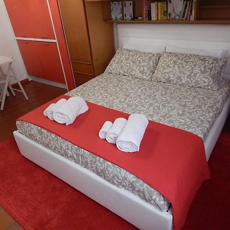 Ferienwohnung La Casa Del Centro Modena Exterior foto